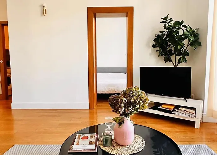 2 Bedrooms In Marais